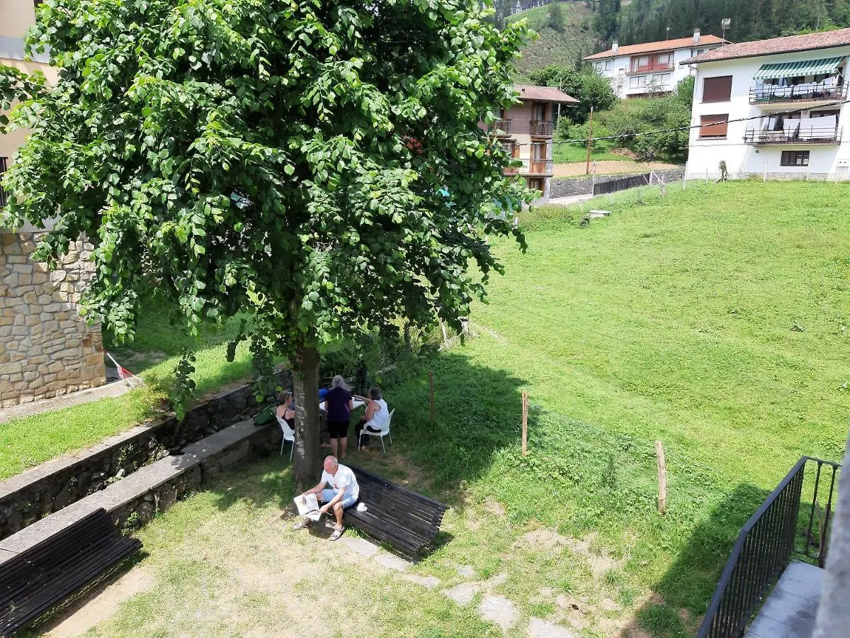 Ubilla Aterpetxea Hotel Aulestia 0*,
