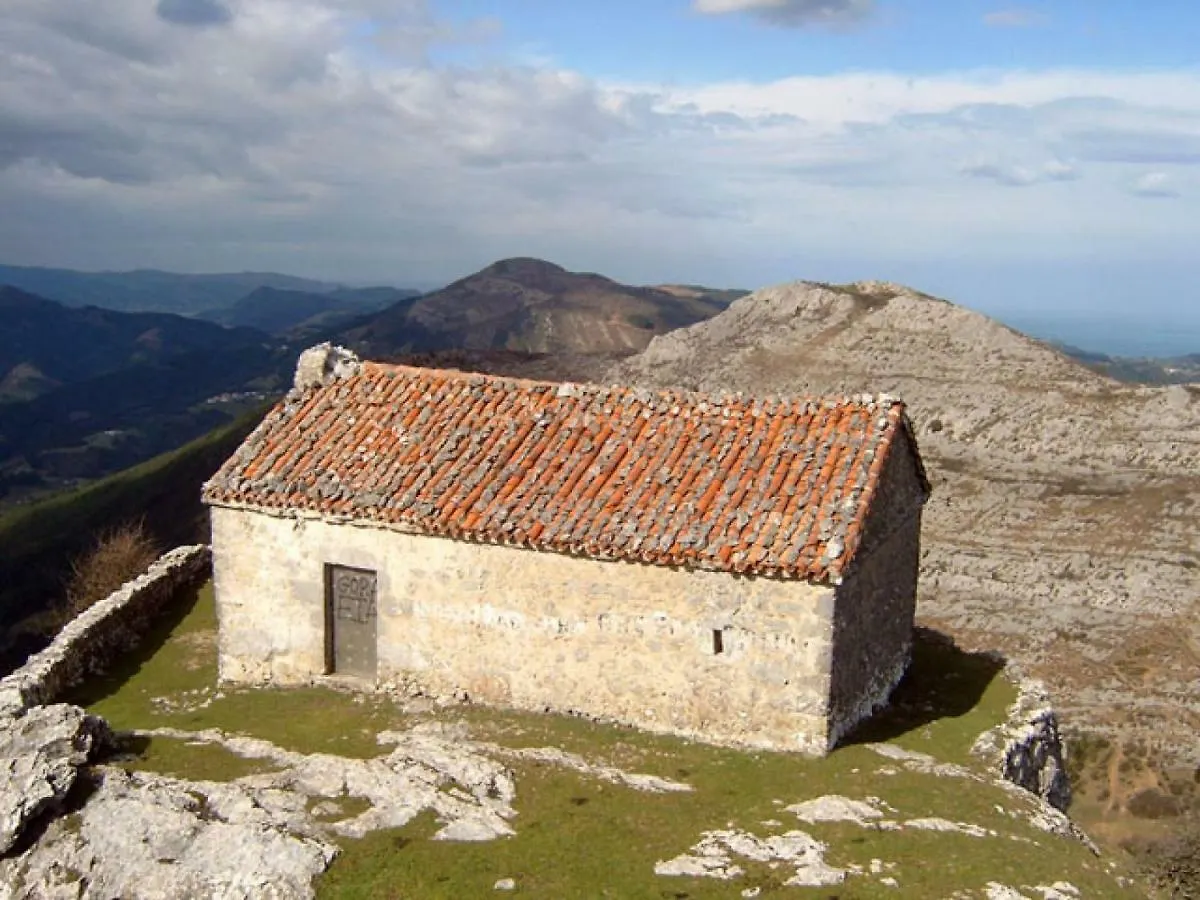 Guest house Ubilla Aterpetxea Hotel Aulestia